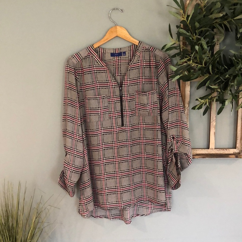 Woman’s size XL blouse